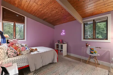 21 Black Spring Road Pound Ridge NY 10576