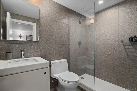 21 Black Spring Road Pound Ridge NY 10576