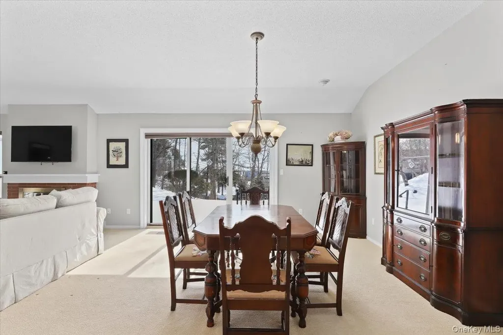 78 Heritage Hills Somers NY 10589