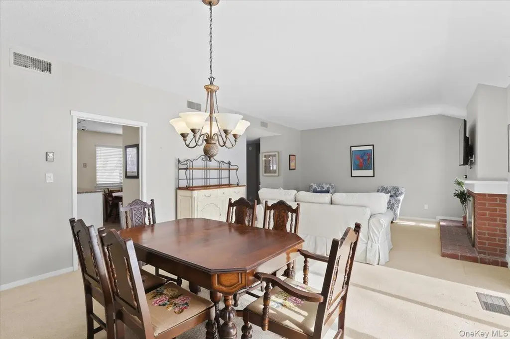 78 Heritage Hills Somers NY 10589
