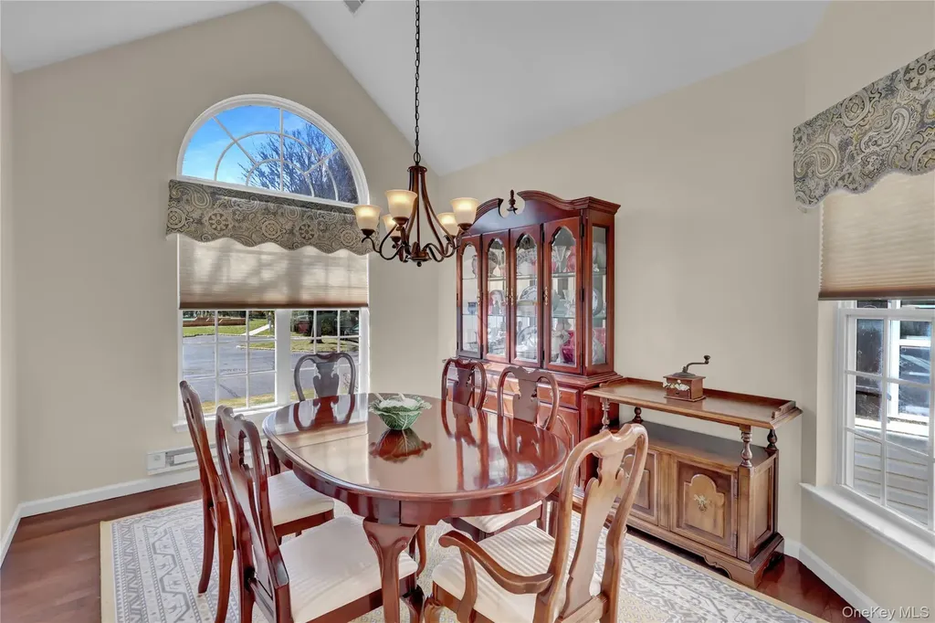77 Constantine Way Mount Sinai NY 11766