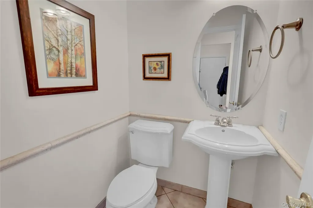 77 Constantine Way Mount Sinai NY 11766