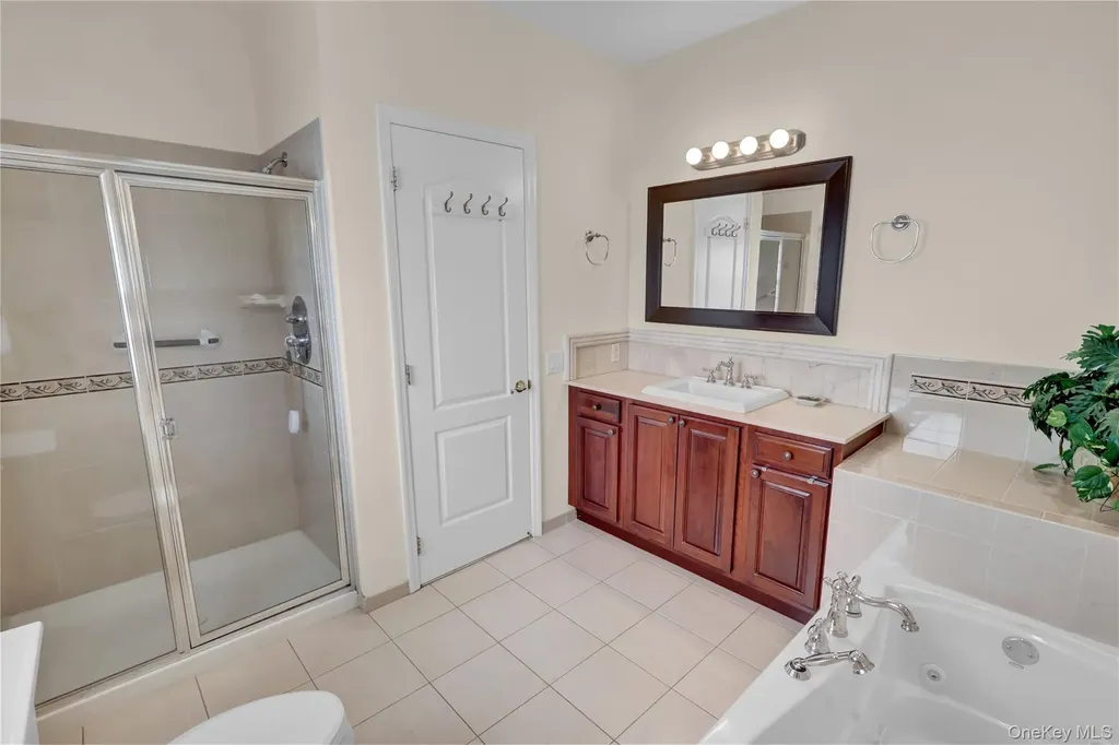 77 Constantine Way Mount Sinai NY 11766