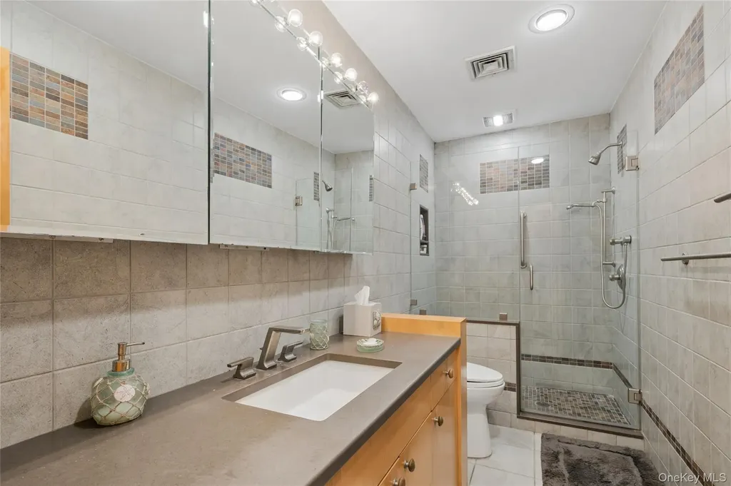 615A Oceanfront Long Beach NY 11561