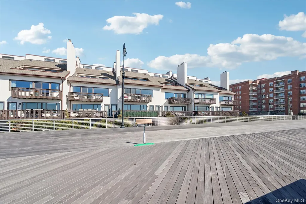 615A Oceanfront Long Beach NY 11561
