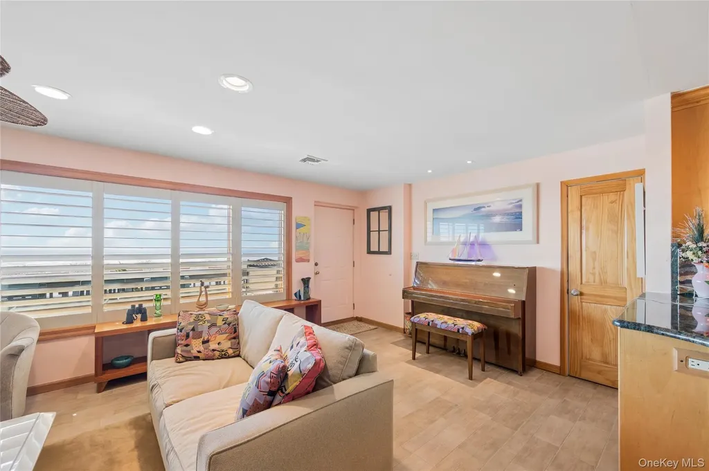 615A Oceanfront Long Beach NY 11561