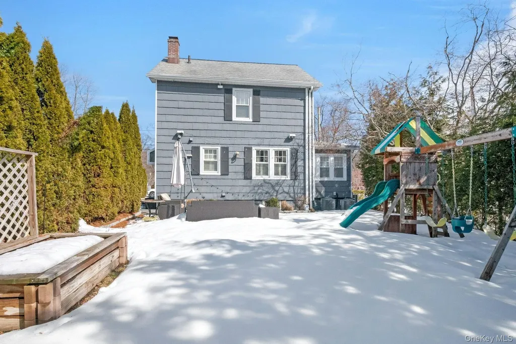 16 Robin Street Ossining NY 10562
