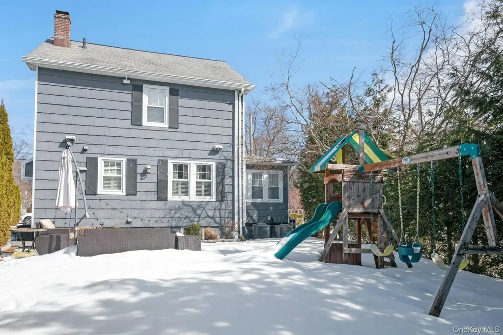 16 Robin Street Ossining NY 10562