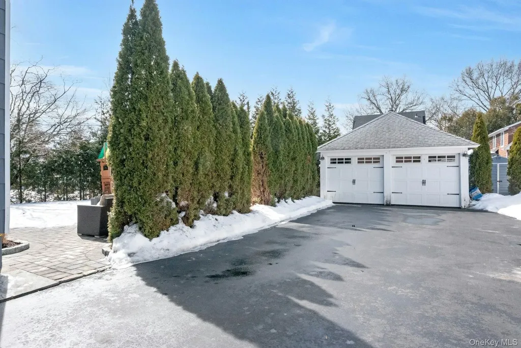 16 Robin Street Ossining NY 10562