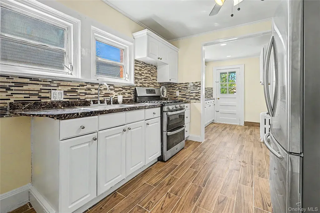 49 Malden Avenue Lynbrook NY 11563