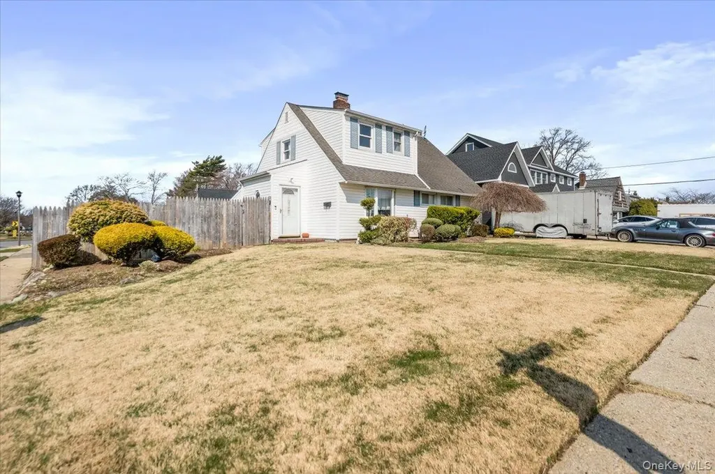 38 Celestial Lane Levittown NY 11756