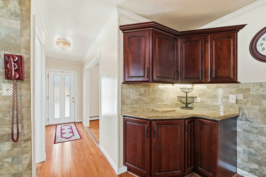 1028 Thomas Avenue Baldwin NY 11510