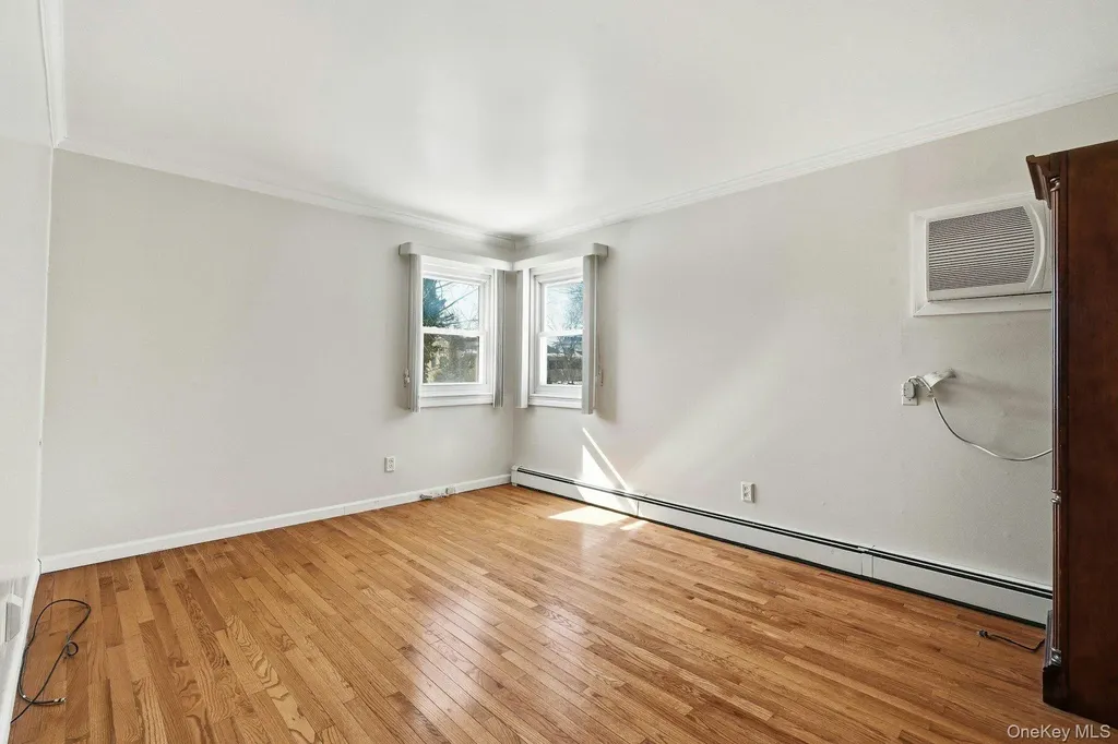 1028 Thomas Avenue Baldwin NY 11510