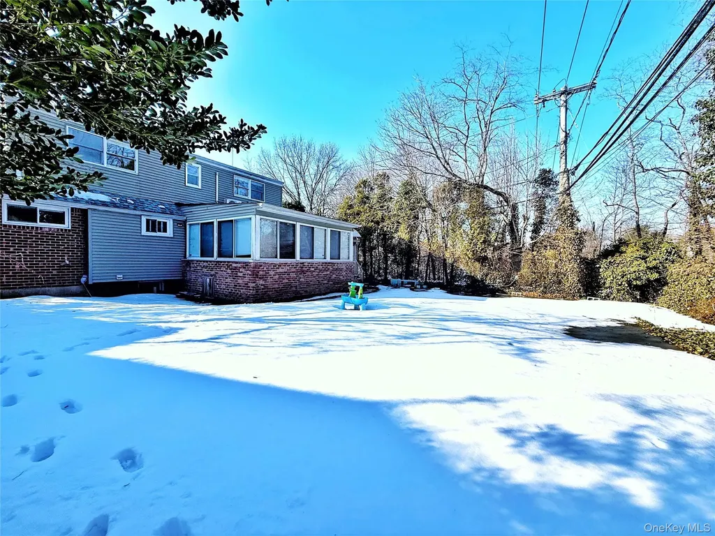 14 Willets Drive Syosset NY 11791