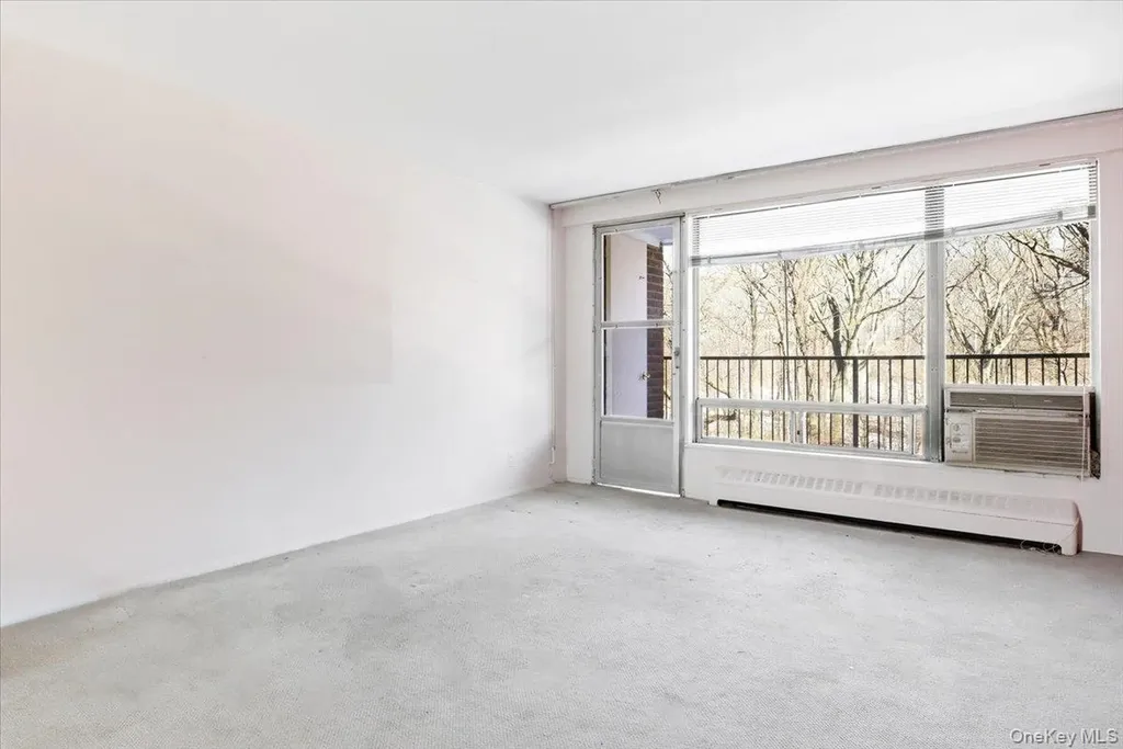 9060 Union Turnpike Glendale NY 11385