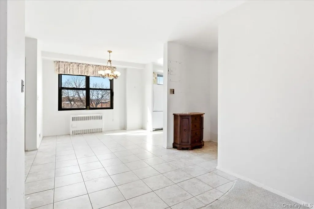9060 Union Turnpike Glendale NY 11385
