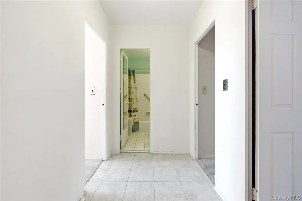 9060 Union Turnpike Glendale NY 11385
