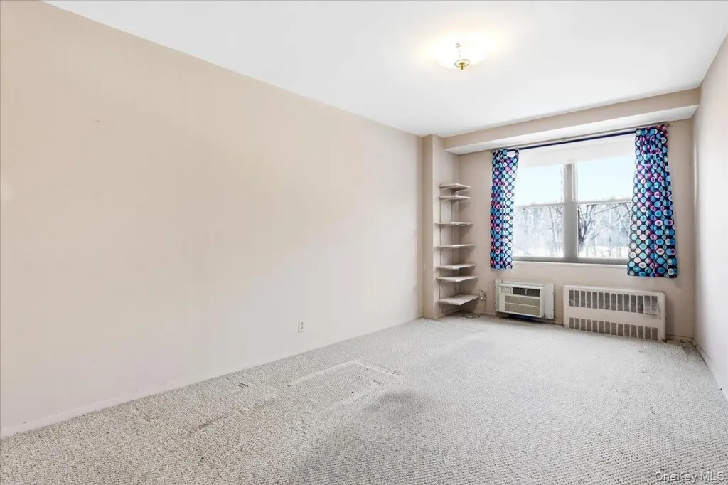 9060 Union Turnpike Glendale NY 11385