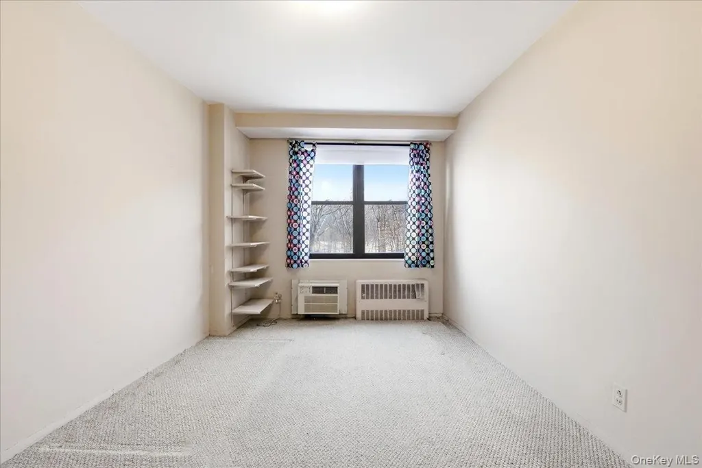 9060 Union Turnpike Glendale NY 11385