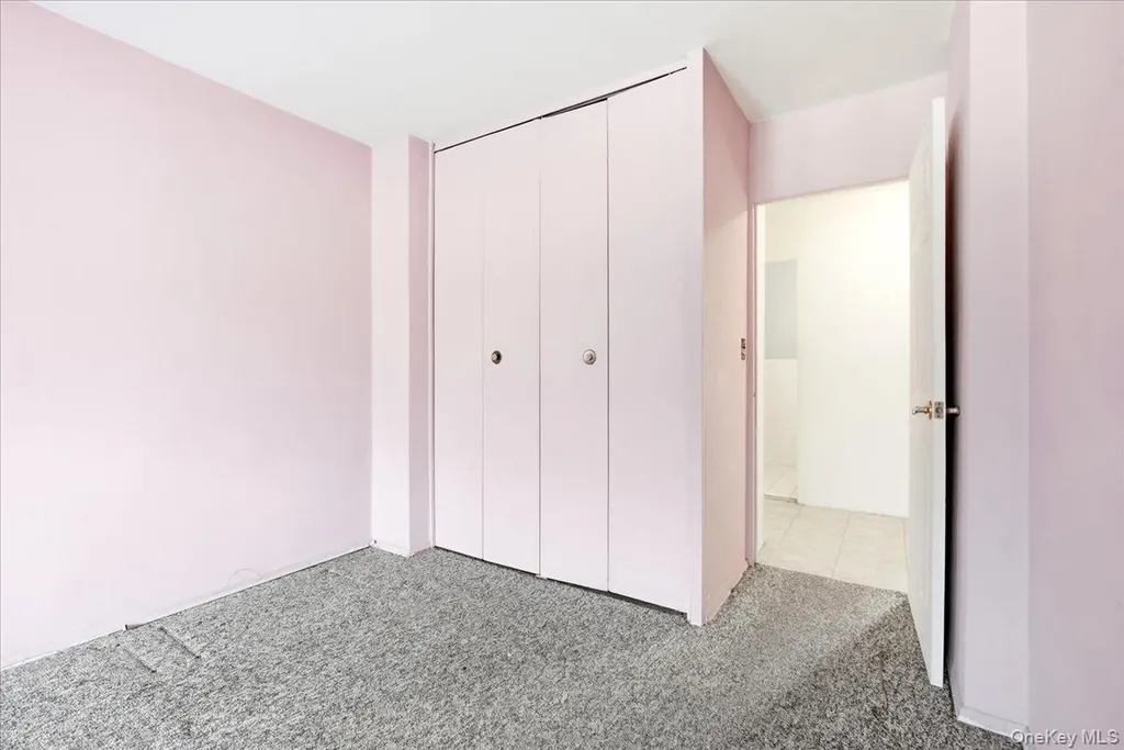 9060 Union Turnpike Glendale NY 11385