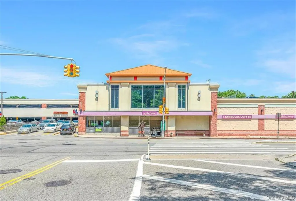 9060 Union Turnpike Glendale NY 11385