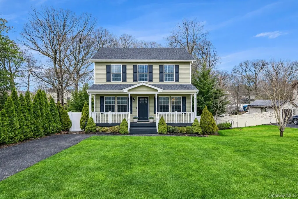 7 Freeman Avenue Nesconset NY 11767