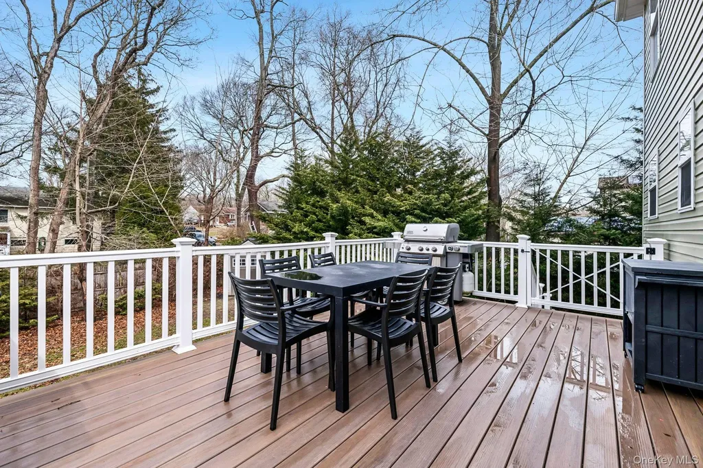 7 Freeman Avenue Nesconset NY 11767