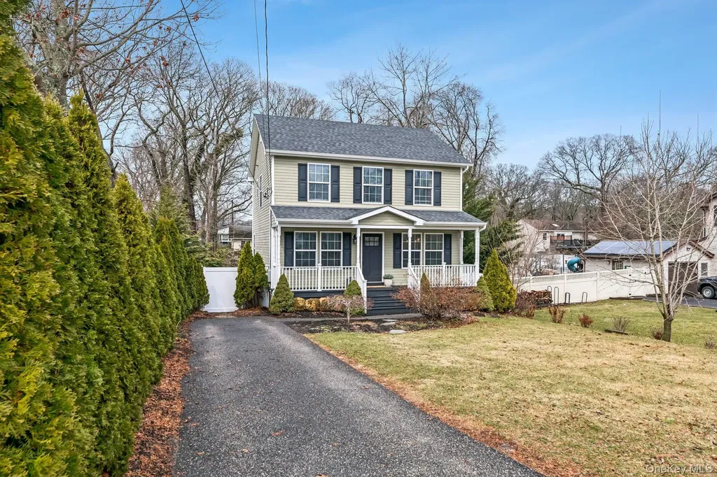 7 Freeman Avenue Nesconset NY 11767