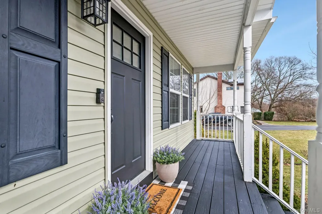 7 Freeman Avenue Nesconset NY 11767