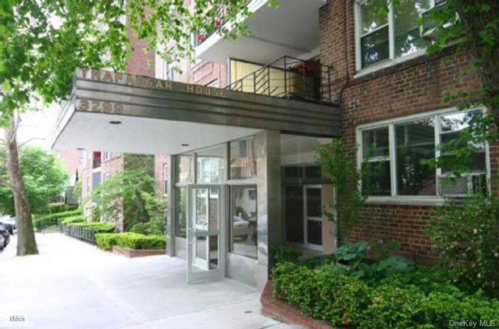 3299 Cambridge Avenue Bronx NY 10463