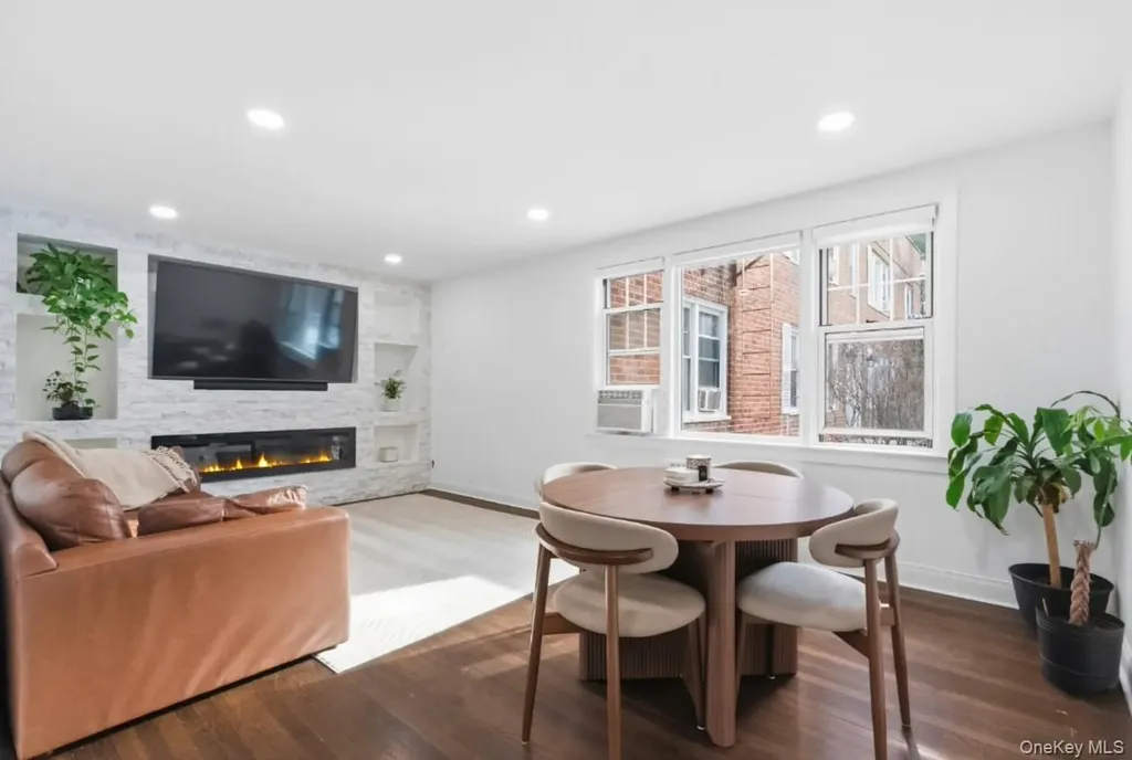 14 Soundview Avenue White Plains NY 10606