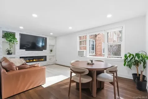 14 Soundview Avenue White Plains NY 10606