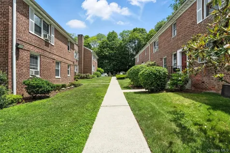 14 Soundview Avenue White Plains NY 10606
