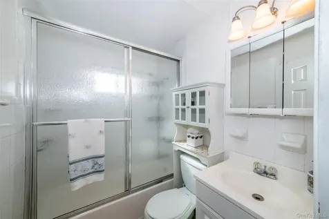 24 5th Avenue New Rochelle NY 10801