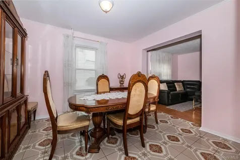 24 5th Avenue New Rochelle NY 10801