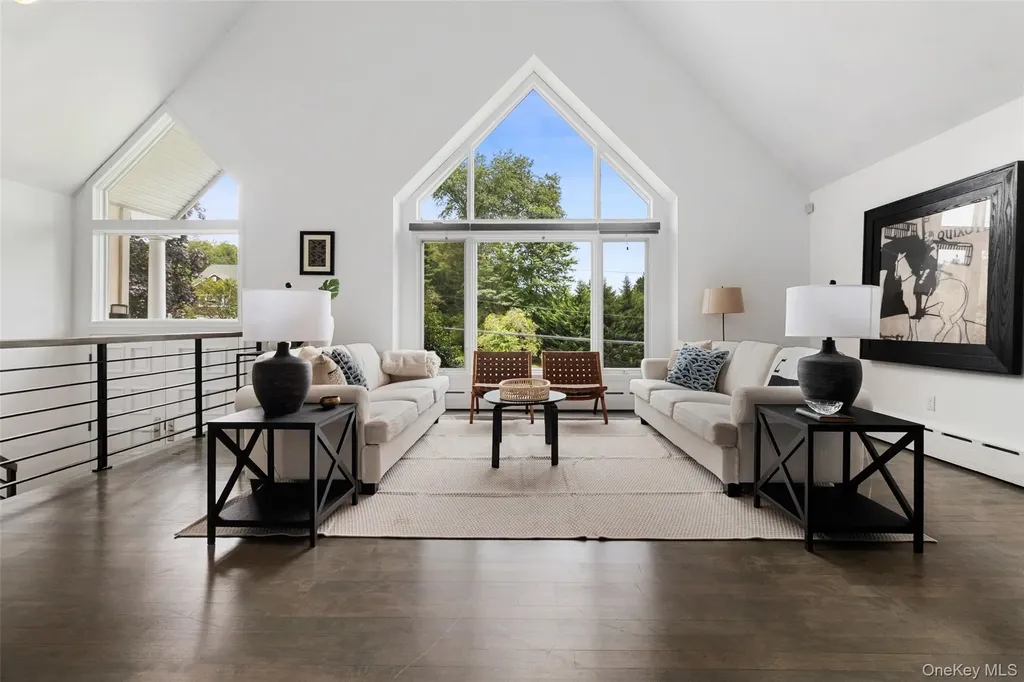 33 Hillandale Road Rye Brook NY 10573