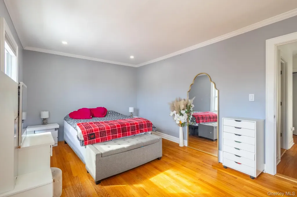 50 Acorn Terrace New Rochelle NY 10801