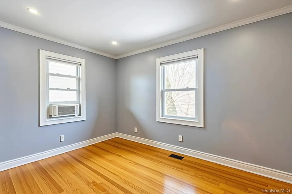 50 Acorn Terrace New Rochelle NY 10801