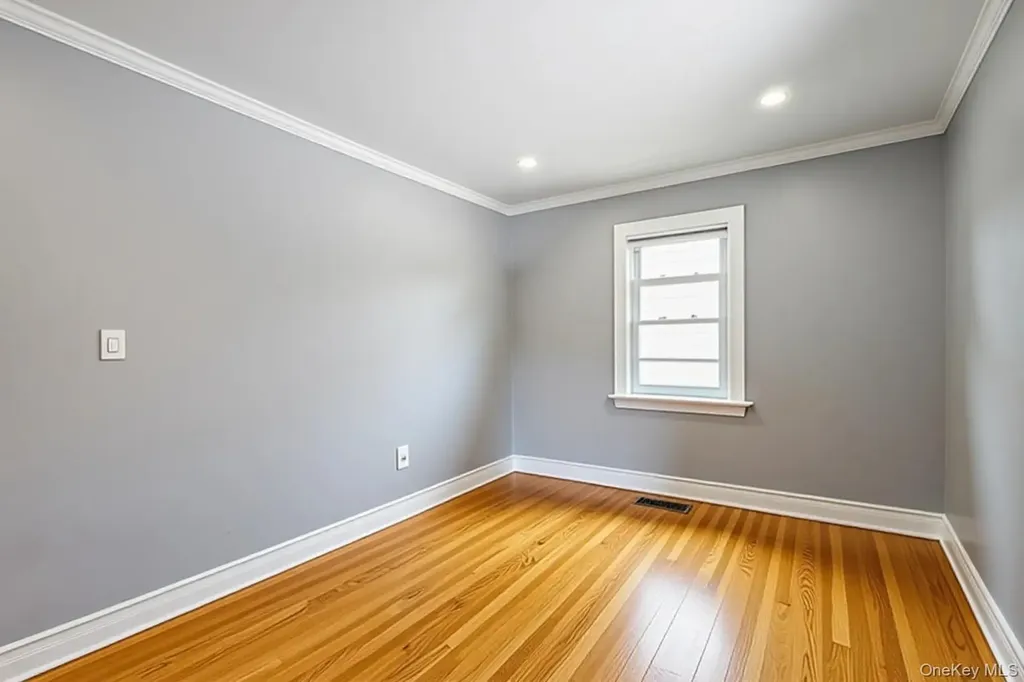 50 Acorn Terrace New Rochelle NY 10801