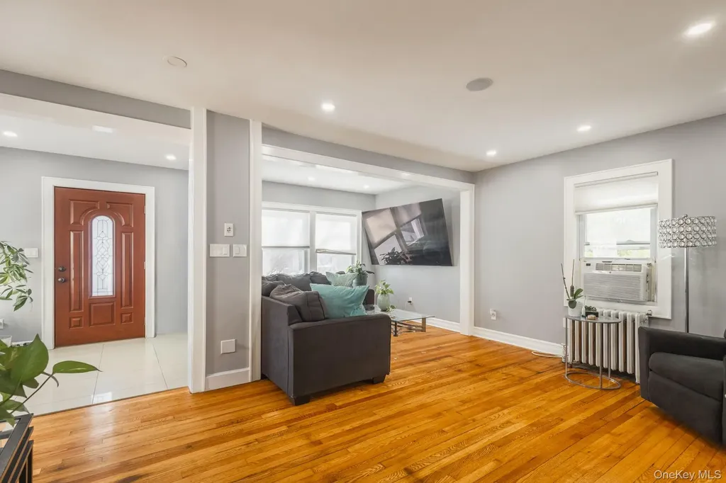 50 Acorn Terrace New Rochelle NY 10801