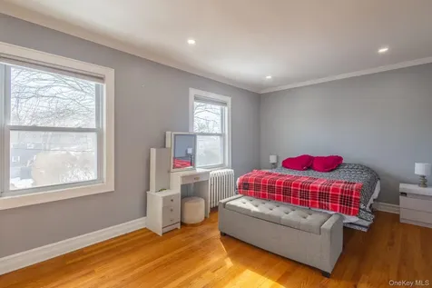 50 Acorn Terrace New Rochelle NY 10801