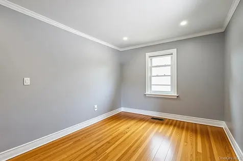 50 Acorn Terrace New Rochelle NY 10801
