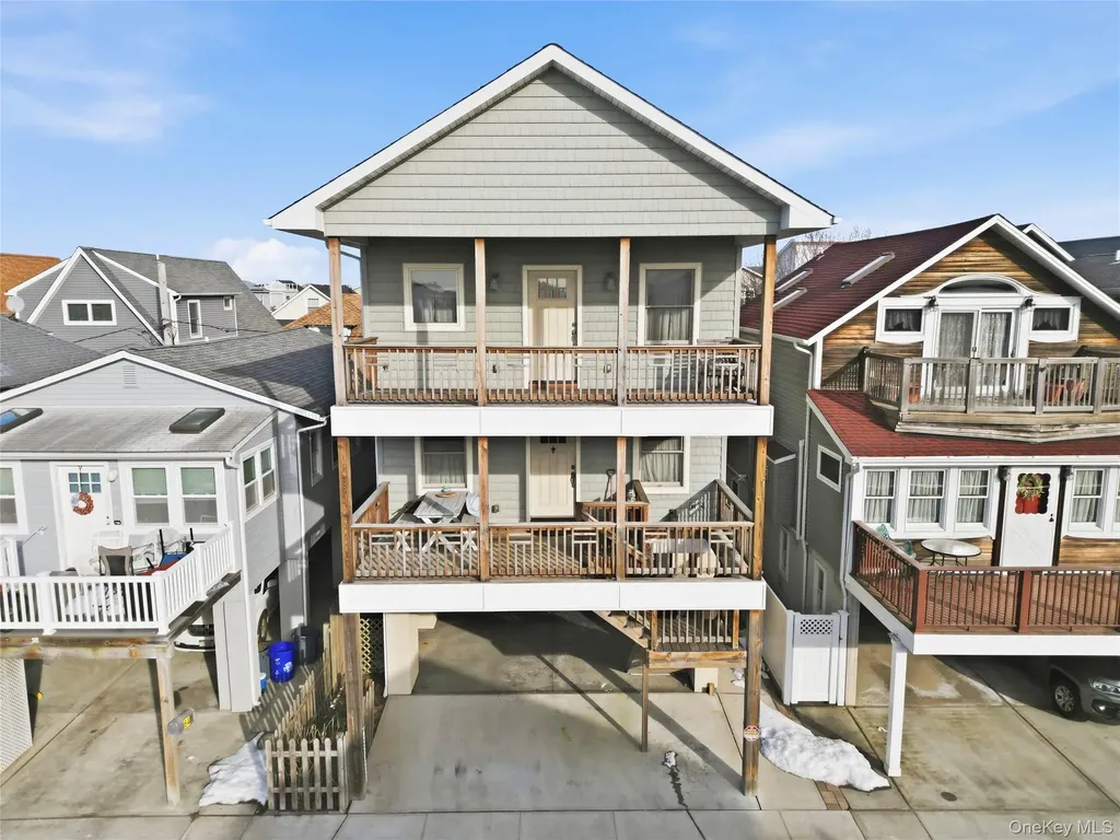 62 Delaware Avenue Long Beach NY 11561