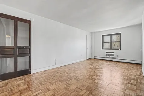 505 Central Avenue White Plains NY 10606