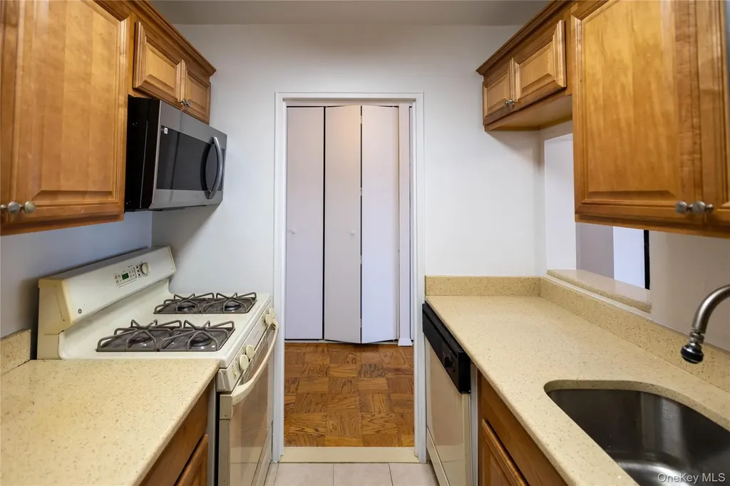 1874 Pelham Parkway S Bronx NY 10461