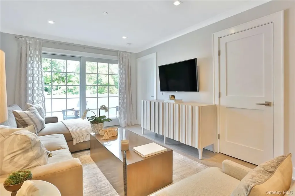 470 Main Street Armonk NY 10504