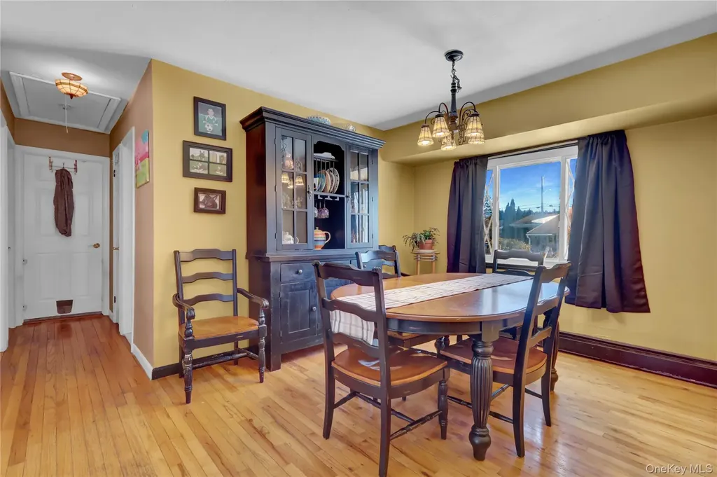 43 Westchester Avenue West Babylon NY 11704