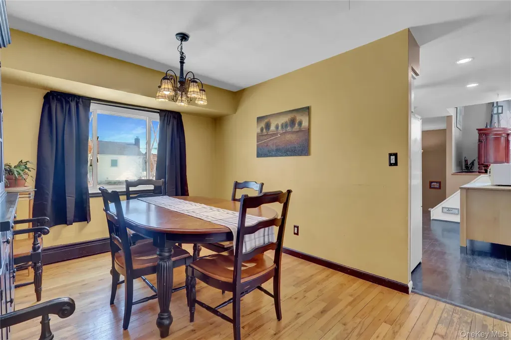 43 Westchester Avenue West Babylon NY 11704