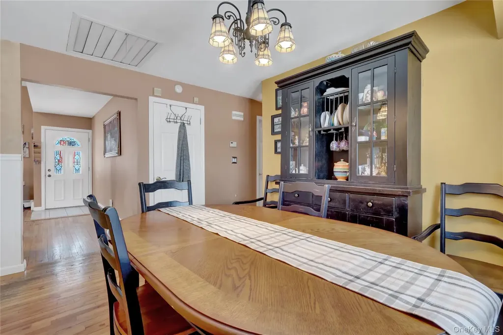 43 Westchester Avenue West Babylon NY 11704