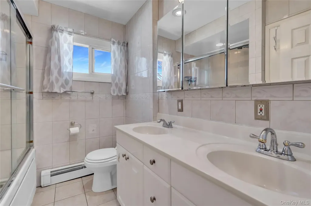 43 Westchester Avenue West Babylon NY 11704